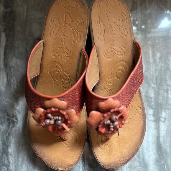 Clarks 11M width sandals - Picture 6 of 9